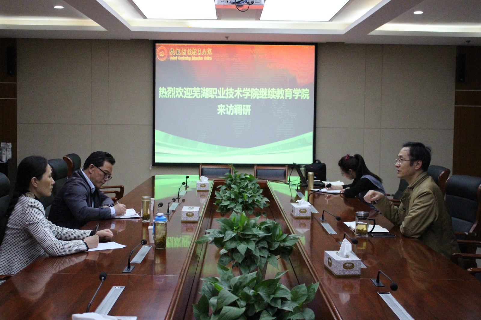 IMG_4705.JPG IMG_4705.JPG